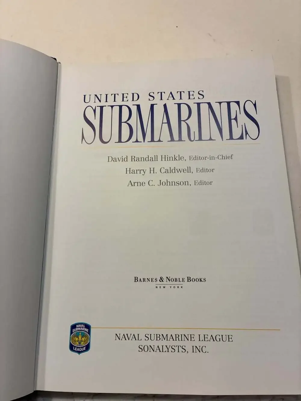Barnes & Noble Books comprehensive history